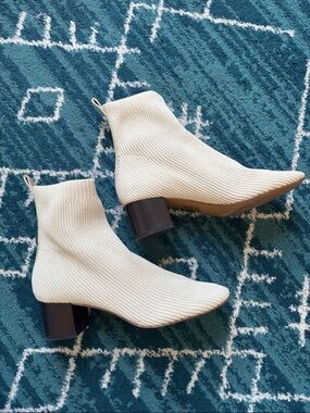 Everlane Cream Knit The Glove Ankle Boots - Block Heel